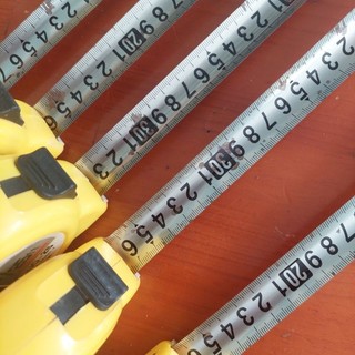 Thước cuộc 7.5m hàng lỗi thanh lý.
