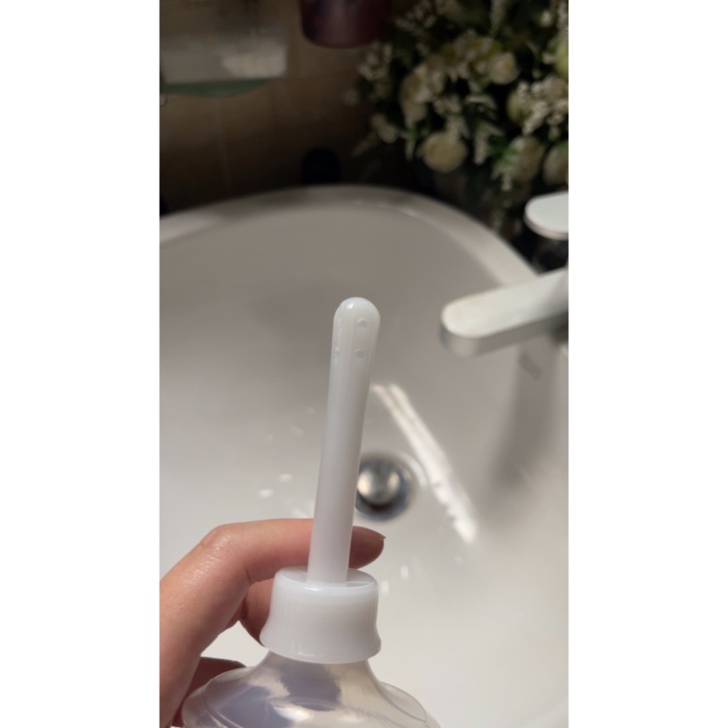 Bình xịt rửa vệ sinh phụ khoa phụ nữ 200ml - Che tên