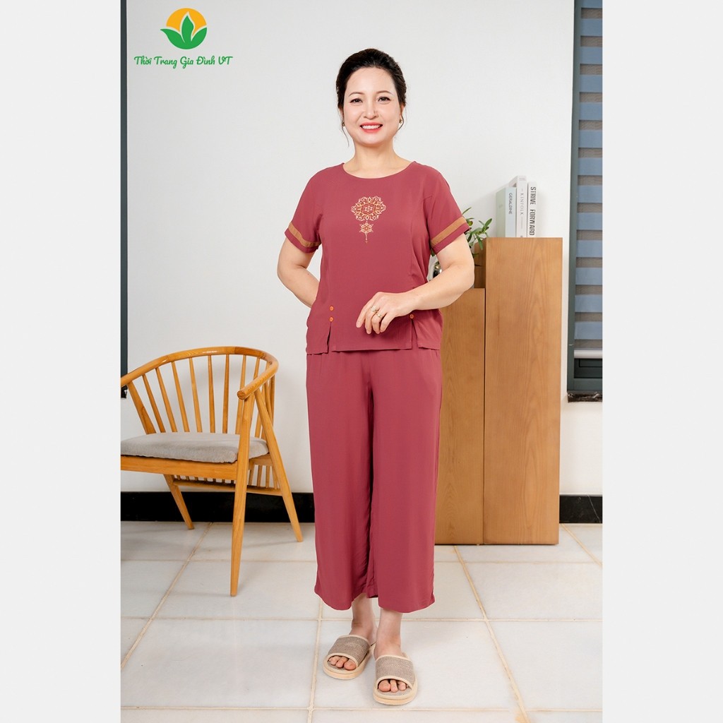 Bộ đồ lanh nữ trung niên Việt Thắng, quần lửng dài, áo cộc tay, cúc trang trí - B26.2402