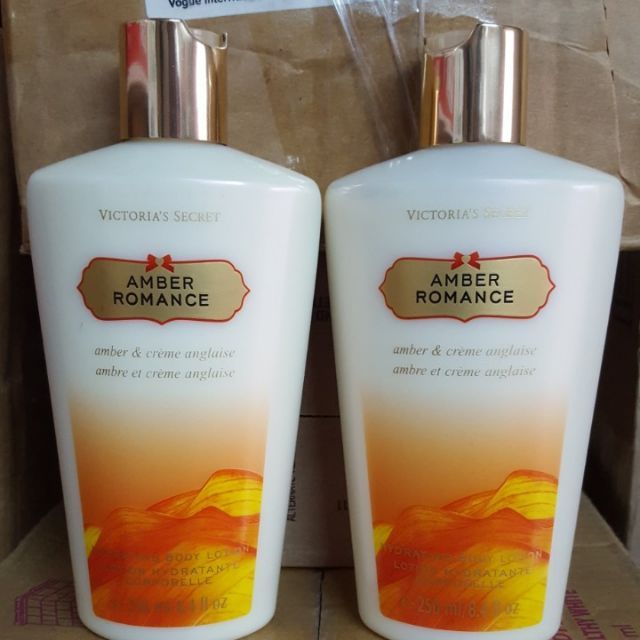 Sữa Dưỡng Thể Chăm Sóc Body – Victoria’s Secret Amber Romance Lotion 250ml