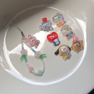 mini phonestrap Spring day 🌸🌿