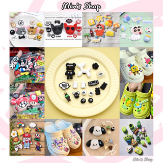 SET BỘ (sẵn nút) STICKER, CHARM Gắn Dép Sục, Nhiều Mẫu Lựa Chọn, Chất Liệu Nhựa Dẻo 2D