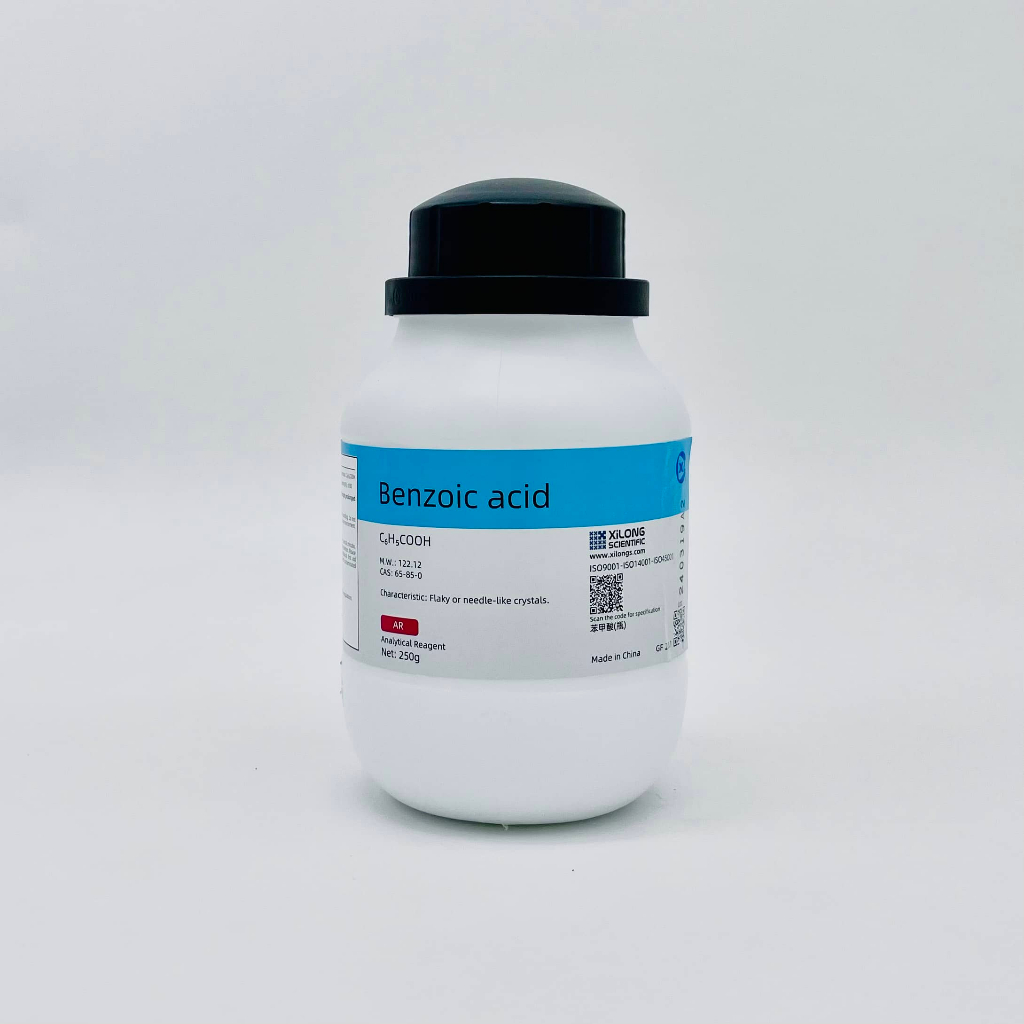 Hóa chất Benzoic Acid (Chai 250G, AR, Xilong, Cas 65-85-0)