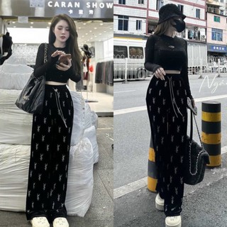 Set Bộ Nữ. Áo Thun Tay Dài In Logo Kèm Quần Dáng Dài Họa Tiết Cá Tính Sang Trọng