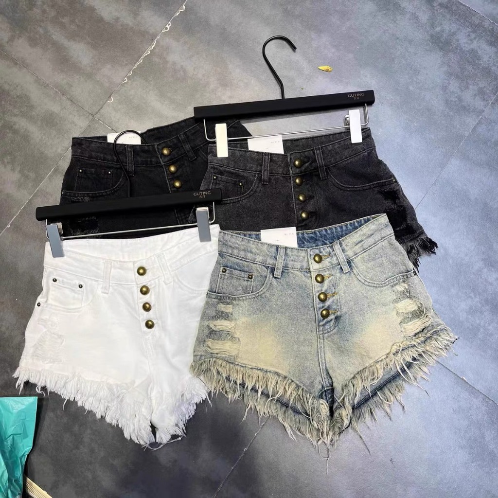Quần Short Jeans Thời Trang 4 nút
