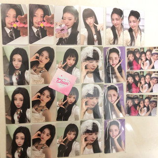 Card ảnh album bo goc ILLIT official