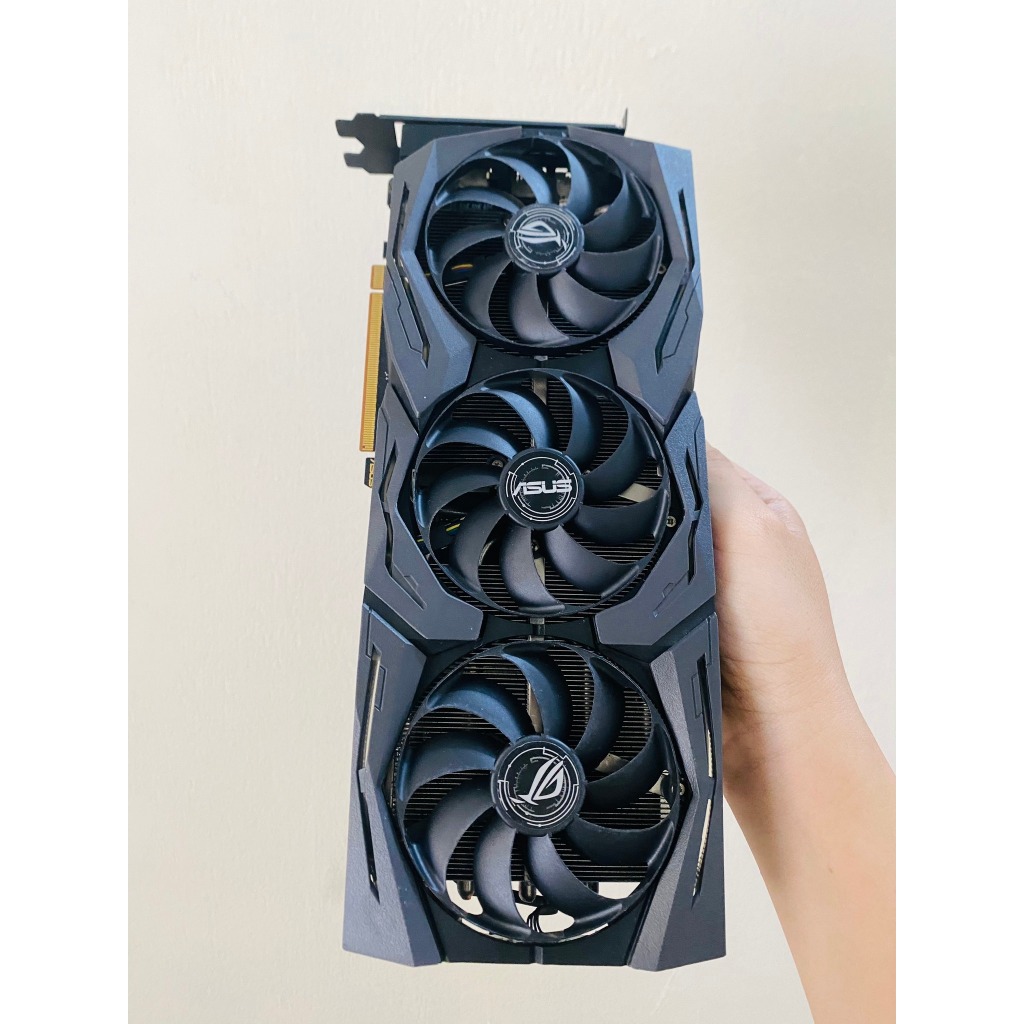 CARD MÀN HÌNH RX 5700XT ROGSTRIX