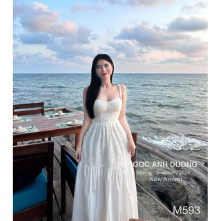Váy maxi cúp ngực thêu hoa màu trắng