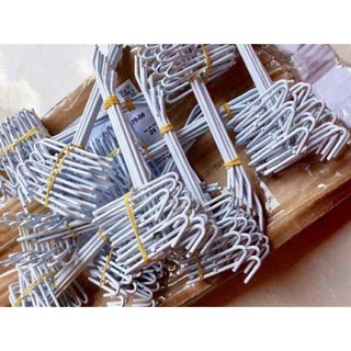 Móc treo đồ bằng kim loại cứng cáp chắc chắn