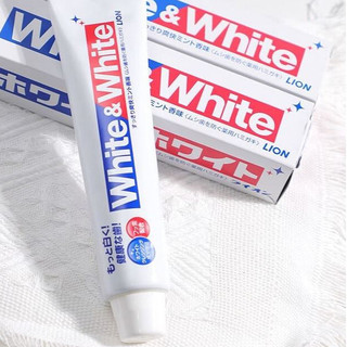 KEM ĐÁNH RĂNG WHITE AND WHITE Nhật Bản