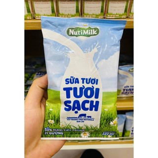 Nutimilk sữa tươi tiệt trùng ít đường bch 220ml