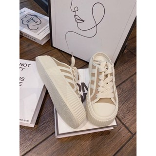 Giày sục bata nữ siêu hot trend