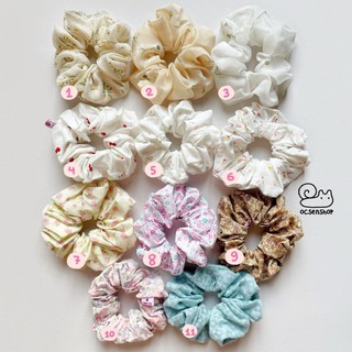 (Ocsenshop) Chun buộc tóc Scrunchie hoạ tiết hoa cúc, hoa lá