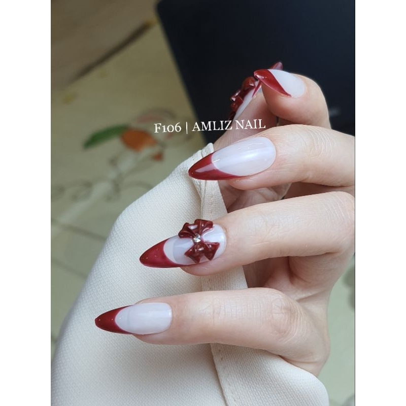 NAILBOX Móng tay giả thiết kế AMLIZ form bầu thạch nước gạo đỏ rượu vang đính nơ đá F106 [Đổi form]