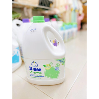 Nước giặt xả Dnee