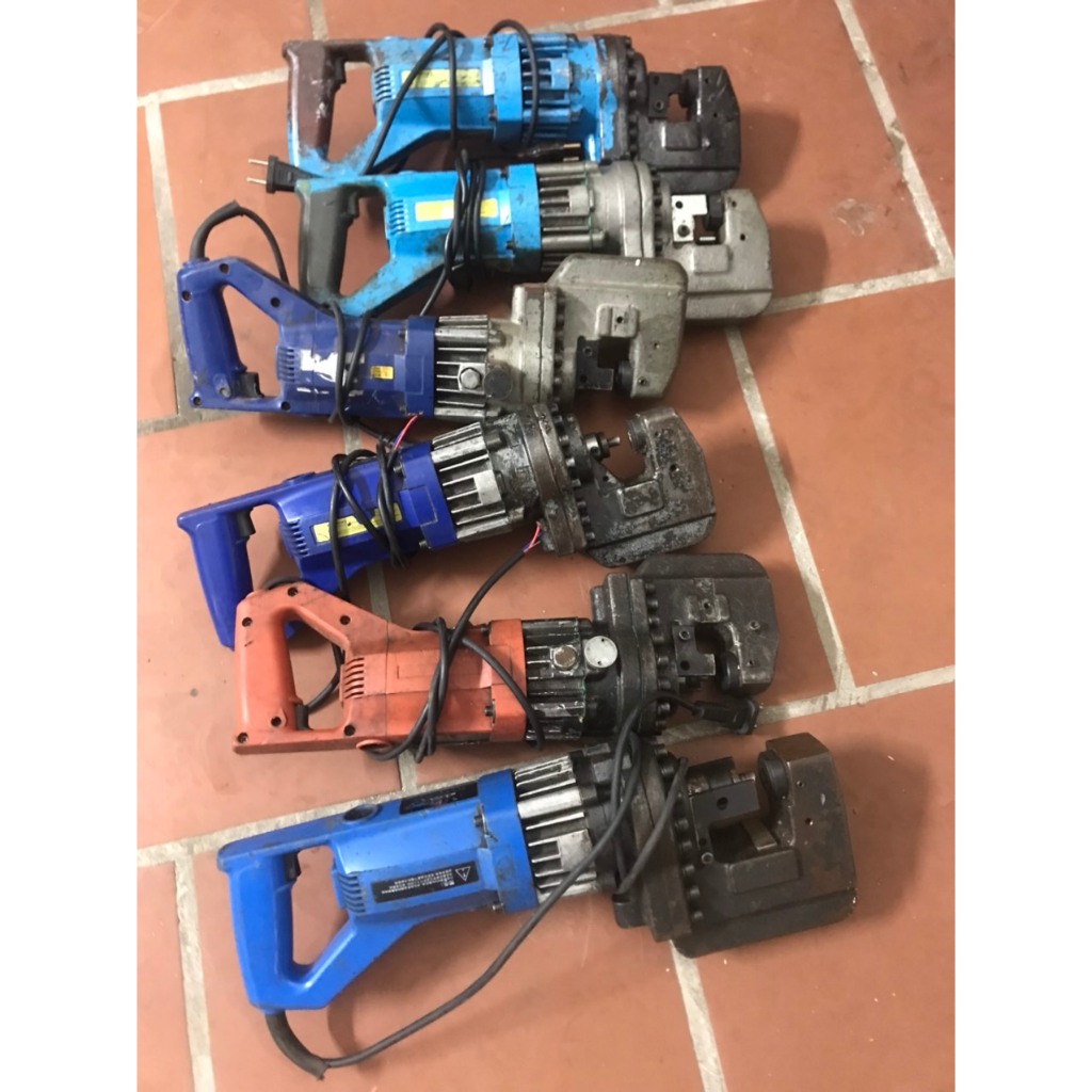 Máy đột lỗ thủy lực đã qua sử dụng