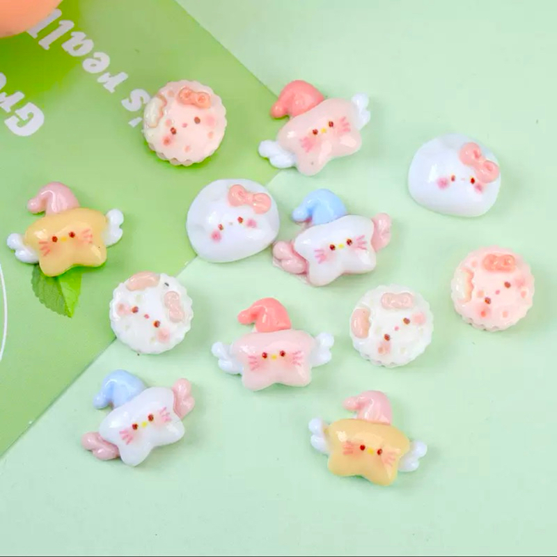 Charm kitty mini sanrio trang trí mô hình mini