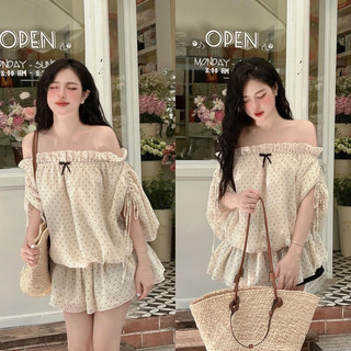 Váy chấm nốt bi trễ vai nơ đen xinh xắn ! set váy voan be 2 lớp chấm bi trễ vai đính nơ giữa ngực kèm quần siêu điệu đà