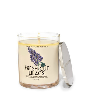 Nến thơm 1 tim cao cấp bath & body works fresh cut lilacs 227g