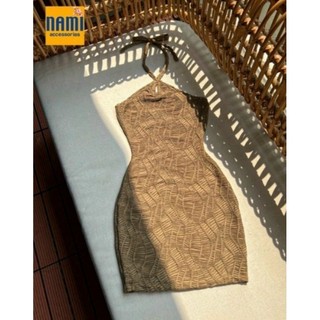 Đầm ôm body cổ yếm hở lưng
