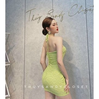 Đầm ôm body cổ yếm hở lưng