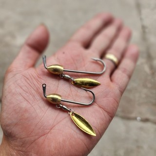 Lưỡi AR15 dáng Jig móc mồi mềm câu lure