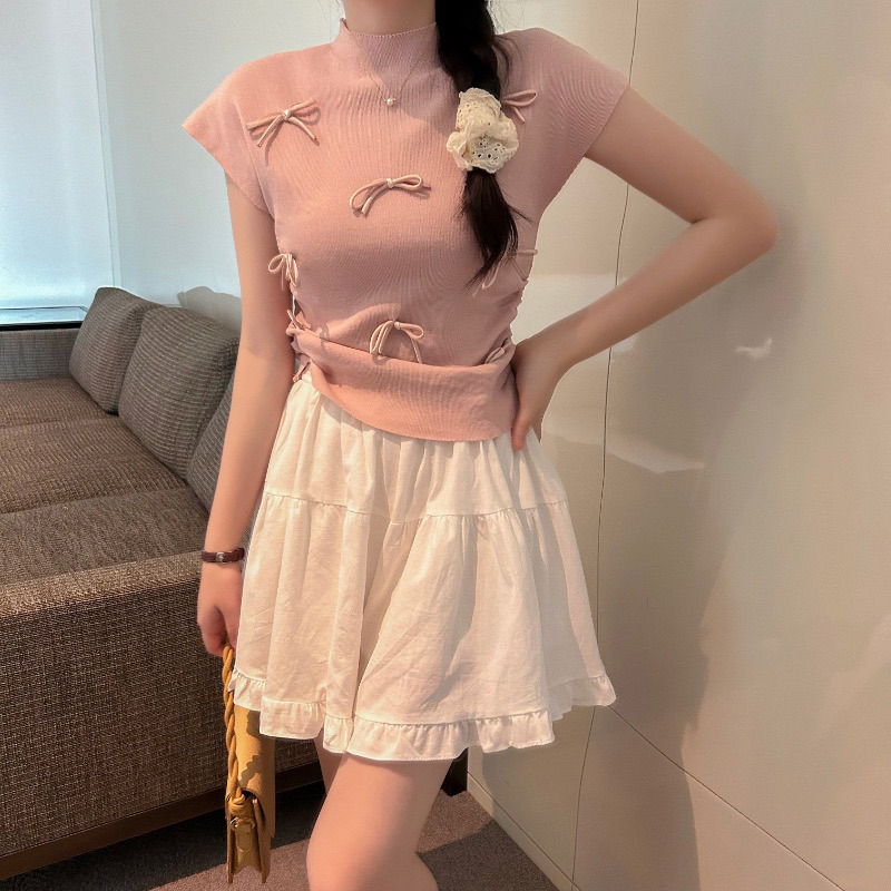 Áo len chất dệt kim, tay nhí đính ruy băng nơ mềm mịn, độ co giãn nhiều, freesize dưới 60kg - 55Kg.Linh