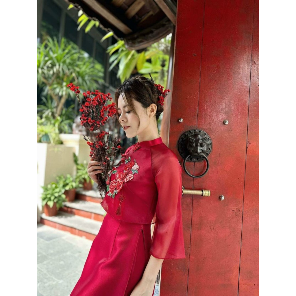 Áo dài cách tân nữ màu đỏ đính kết chất tơ organza cao cấp - Áo dài Ánh Nguyệt - AN07