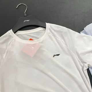 Áo thun thể thao nữ Lining ATST352