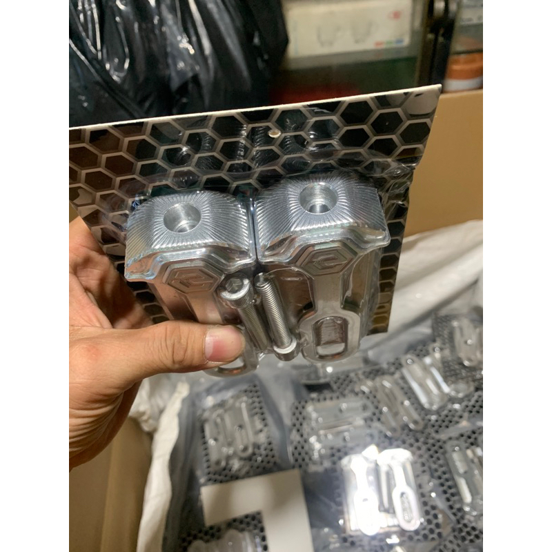 Tăng Sên Âm Ex 150 Ex 155 Exciter 150 Exciter 155 Nắp dày 12li nhôm CNC đúc nguyên khối