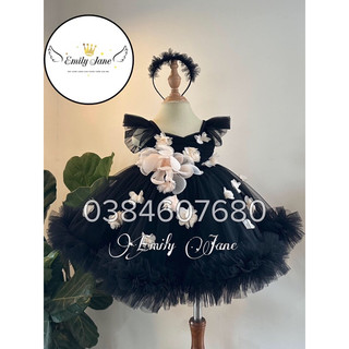 Vay đầm công chúa Emily Jane, Váy hoa tay bèo