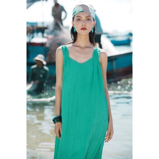 Đầm Summerlynn chất liệu lụa tổng hợp siêu nhẹ dáng suông hai dây đi biển, đi du lịch