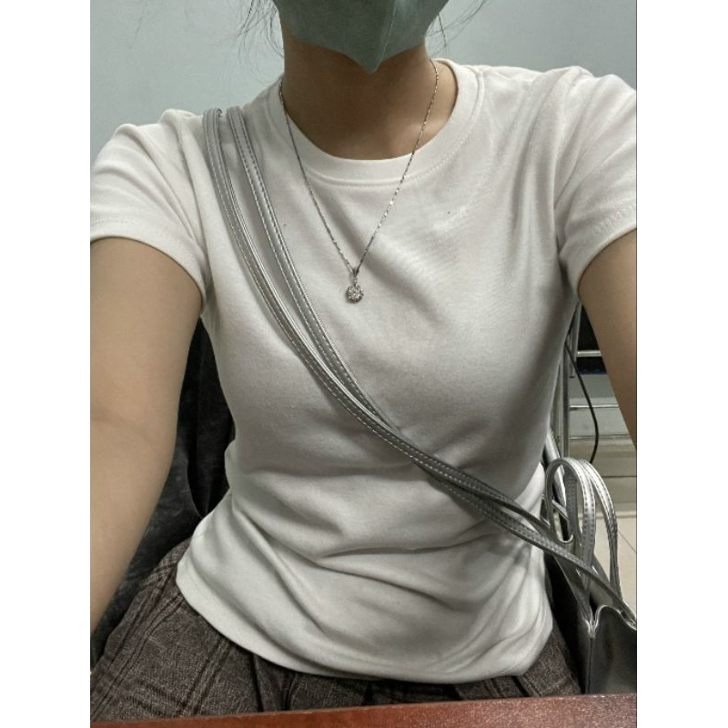 Áo thun gân tay ngắn