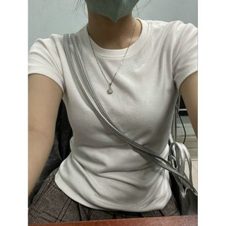 Áo thun gân tay ngắn