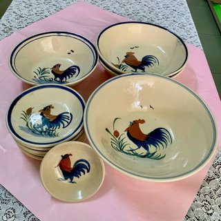 CHÉN NƯỚC CHẤM VẼ HÌNH CON GÀ TRỐNG