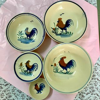 CHÉN NƯỚC CHẤM VẼ HÌNH CON GÀ TRỐNG