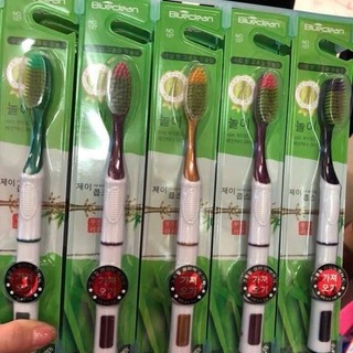 Bàn chải đánh răng than tre 127