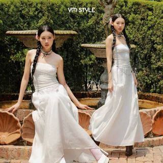 Set đi biển chân váy trắng dài xòe đính hoa hai lớp VMSTYLE,áo ống phối ren pastel CVD00108 ASU00558