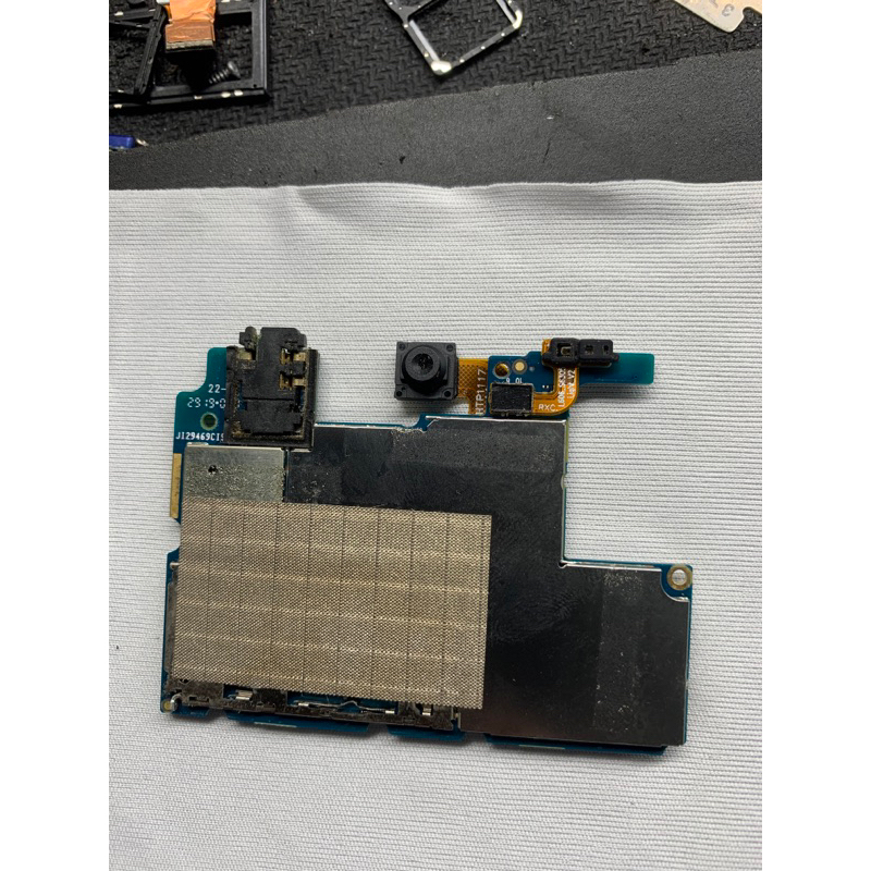 Cụm Main board, bo mạch chủ Vsmart star v320 nguyên cụm không có màn hình, zin full chức năng