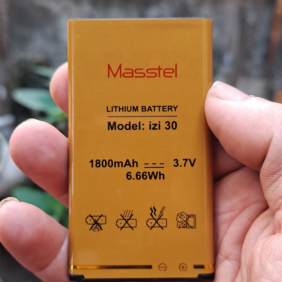 Pin hãng Mastel IZI 30 4G,  Dung lượng chuẩn 1800 mAh - Không lỗi sạc như pin lô