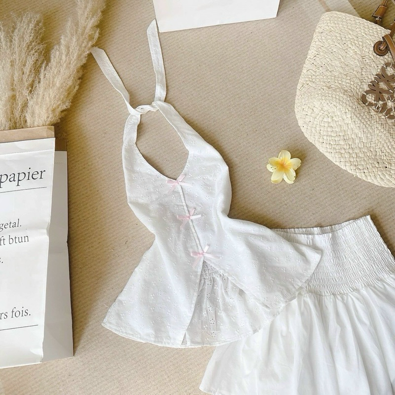 SET ÁO TRẮNG REN HOA CỔ YẾM ĐÍNH NƠ +CHÂN VÁY SMOCKING EO