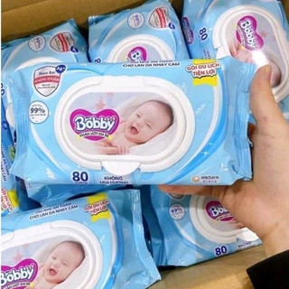 Khăn ướt bobby 80 tờ không mùi nano bạc kháng khuẩn