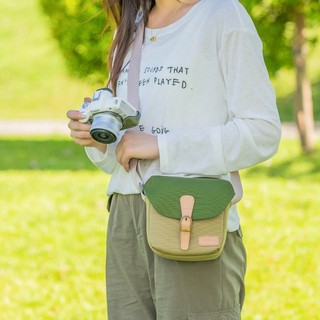 Túi đựng máy ảnh thời trang.
