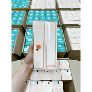 KEM CHỐNG NẮNG DẠNG XỊT JMSOLUTION