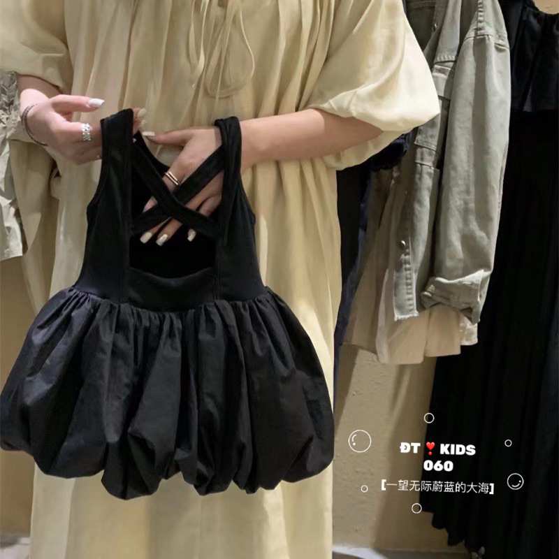 Váy Bé Gái Hở Lưng Phong Cách Hàn