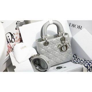 TÚI CD LADY SZ20 TAG BẠC