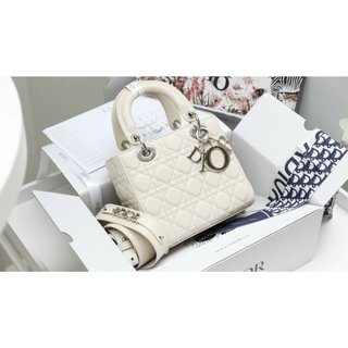 TÚI CD LADY SZ20 TAG BẠC