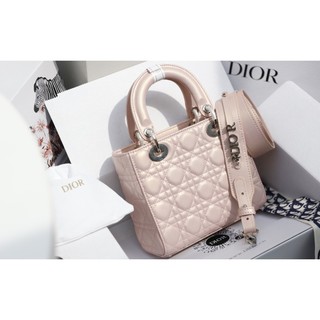 TÚI CD LADY SZ20 TAG BẠC