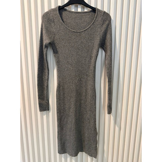 [Pass/thanh lý] Đầm len dáng bodycon