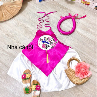Set yếm đào hồng lụa vây trắng kèm mấn cho bé gái